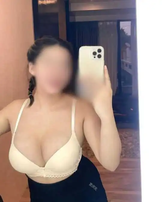 Independent call girls dehradun - College Girls